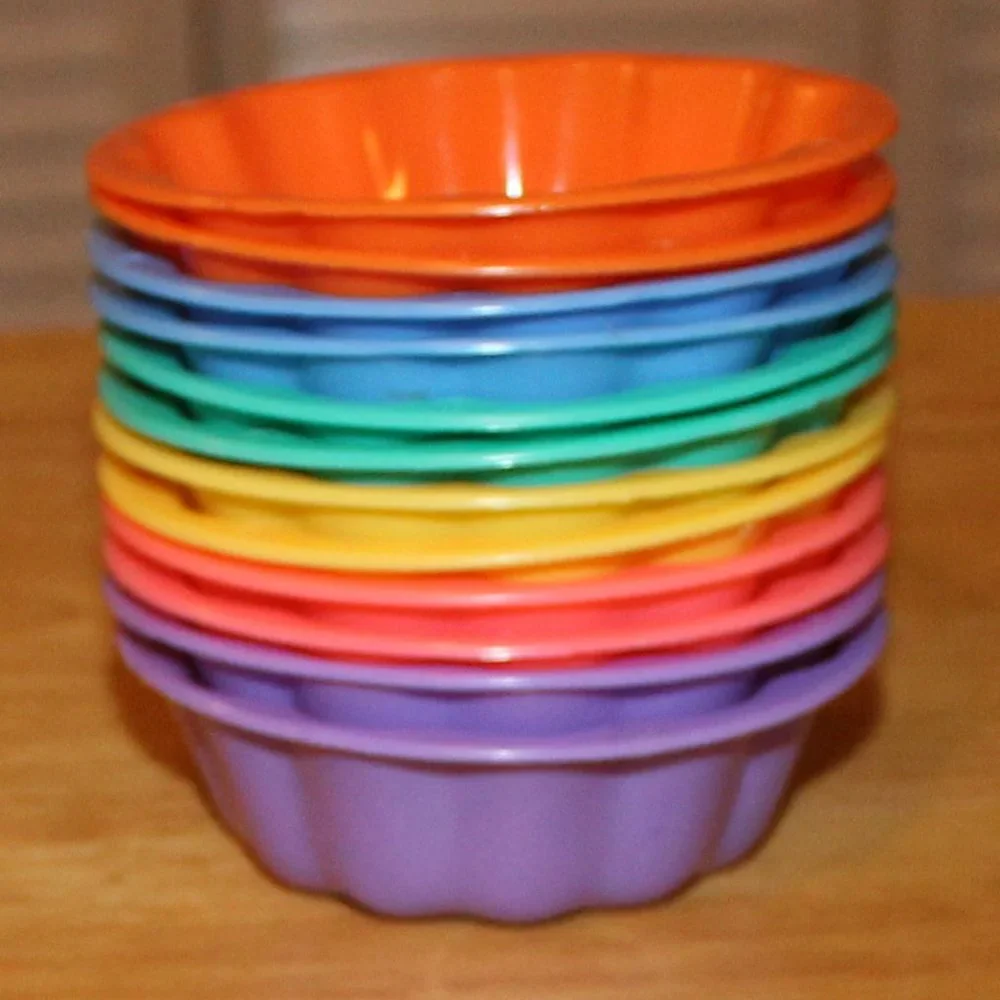 Vintage Plastic Jelly Molds - 12 pc